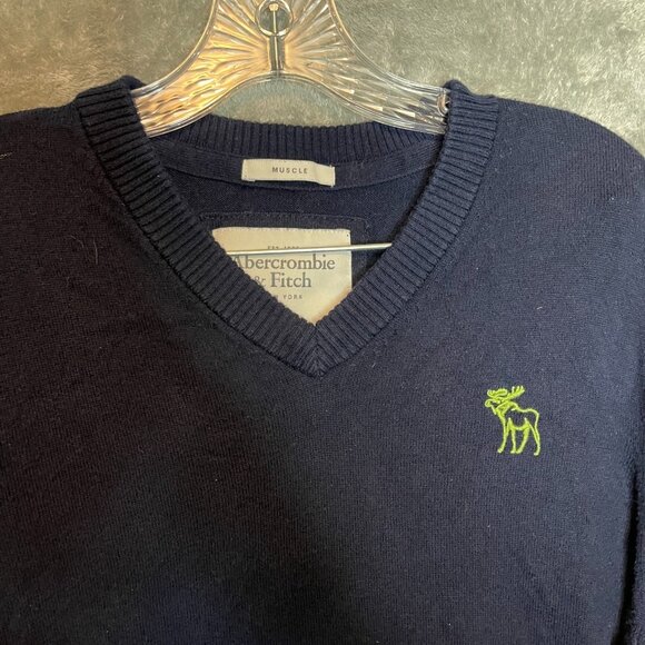 Abercrombie Fitch Men Muscle Fit Classic Preppy V Neck Pullover Sweater L Navy - Picture 4 of 11